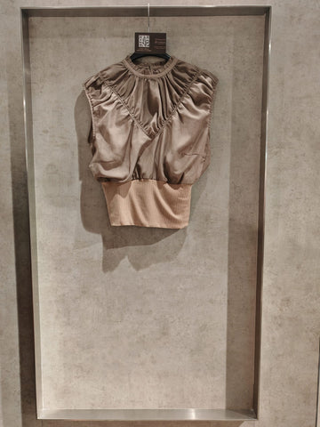 Lily Brown blouse