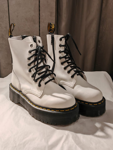Dr Martin boots