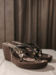 Choose Juicy sandals