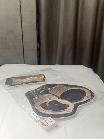 Undercover pouch set