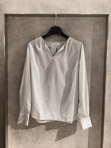 Opaque Clip blouse